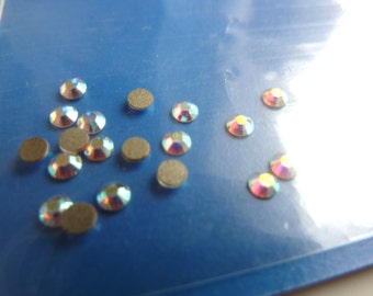 24 pieces Swarovski Crystals 2.2mm
