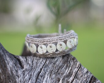 crocheted bracelet linen thread buttons