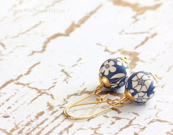Liberty earrings,Colorful earrings,Blue earrings,Flower earrings,Liberty jewelry,2018 trends,Gift under 30,Stainless steel,Delicate earrings