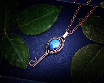 Labradorite pendant Blue necklace Wire wrapped pendant Wire wrap jewelry Copper jewelry Crystal pendant