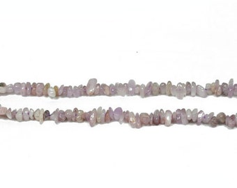Strand 160+ Lilac Kunzite 4-6mm Chip Beads CB36556