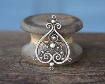 Vintage French Brass Stamping/Antique Style/Chandelier Earring/3 strand/Pendant/Filigree/French Findings/1pc