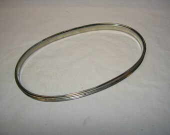 Vintage Metal Oval Embroidery Hoop