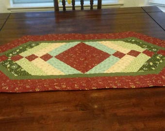 Christmas Table Runner