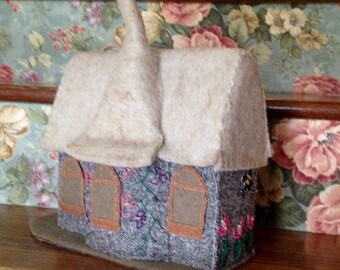 Wool Gardens Fairy Cottage