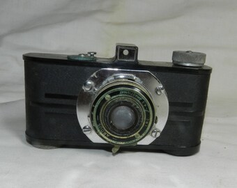 Argus I.R.C. Anastigmat Camera --- 27-64
