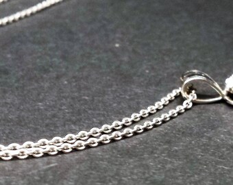 TRINITY design 10K White Gold Pendant Diamonds with 18K White Gold 16" Chain Well Made!!