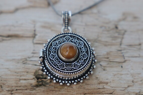 STASH BOX JEWELLERY - Tigers Eye Pill box - Silver plated - Mantra Box - Crystal - Gemstone - Festival - Perfume - Vintage Necklace - Sale
