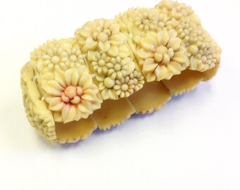 Vintage, 1930s, floral, celluloid, stretch, panel, cuff bracelet.