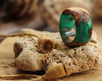 Jade ring malachite ring eco gift emerald ring resin ring custom ring boho jewelry engagement ring wedding gift for her bands ring wooden