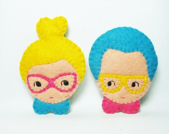 Fancy couple in love felt pins