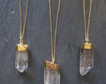 Quartz Necklace / Gold Quartz Necklace / Raw Quartz Necklace / Rough Quartz Necklace / Gold Quartz Jewelry / Gold Crystal Necklace