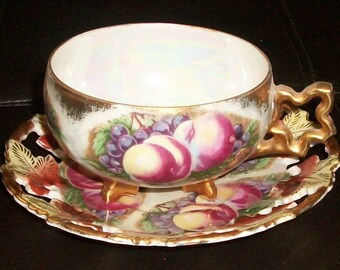 Vintage Royal Sealy Peaches Tea Cup And Saucer Set