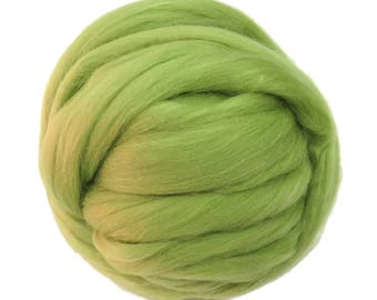 Merino / Silk Roving, (Caipirinah)
