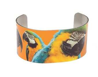 Photo cuff bracelet, aluminum, Majestic Macaw, fine art for your wrist, HueDew