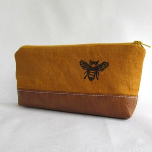 PENCIL POUCH // Honey Bee Pencil Pouch // Bee // Linen and Faux Leather Pouch // Linen Pencil Pouch