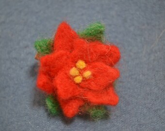 Handmade Needle Felted 4 cm Poinsettia Brooch