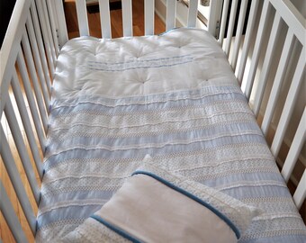 "Classic small" comforter