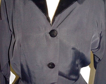 1950s Eleanor Green Faille Suit Sz 10 Vintage