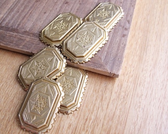 1 pc Victorian Style Rectangular Jewelry Component in Solid Raw Brass 40x28mm - CB-53FVS-34