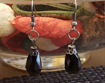 Black glass teardrop earrings