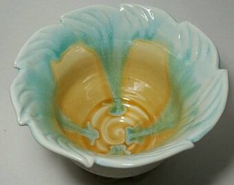 Colorful Ceramic Serving Bowl dinnerware