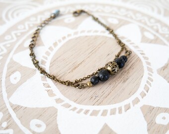 "Edha" bracelet in lava stones