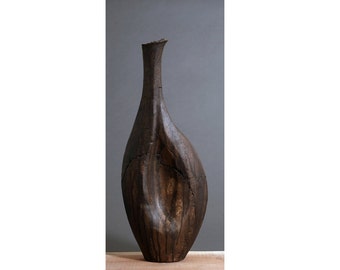 Waizu - In Black - Ceramic Sculptural Vessel