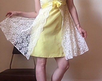 Vintage 60s Babydoll Dress | 1960's Mini Dress | Mod dress with lace overlay |