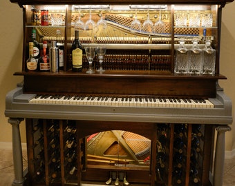 Piano Bar