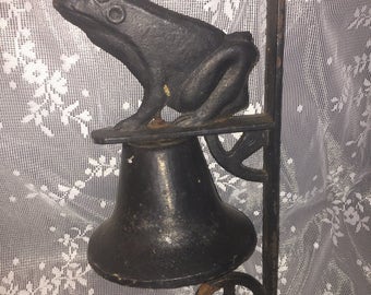 Solid Cast Iron Frog Bell