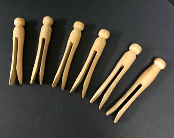 Vintage wooden clothespins (set of 6)