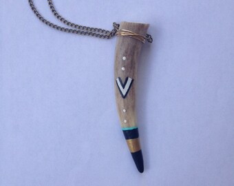 CH E V R O N | Deer Antler Necklace | Horn Necklace