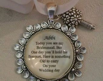 Custom made Bridesmaid BRIDAL Wedding Bride BOUQUET Daisy CHARM Personalised Something Old Thank you keepsake gift