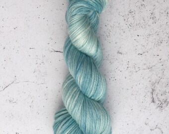 Hand Dyed Bulky Yarn, Knitting Yarn, 100% Superwash Merino Wool, 100g/137 yards