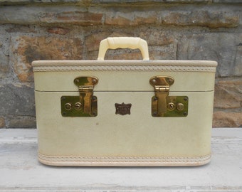 Vintage Train Case Suitcase Luggage Off White Cream Town of Lake by New City Wedding Card Holder Hard Sided Travel Traincase Smaller Size