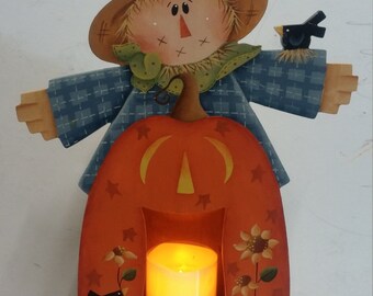 Scarecrow Candle Box designed by Renee Mullins (Plum Purdy Designs) painted by Kim Fraser.
