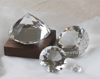 Clear Cut Glass Diamond, Crystal Diamond Shaped Paper Weight, Unique Ring Holder, Sparkly Wedding Table Decor, Office Home Decor