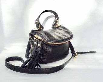 Small Alberta leather bag in black
