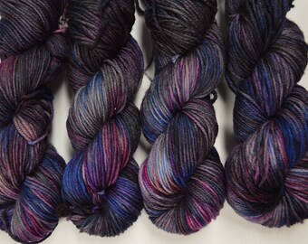 Aubs Worsted, hand dyed yarn, handdyed yarn, hand dyed worsted yarn, hand painted yarn, worsted yarn, worsted weight, Galaxy