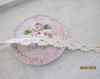 1yard-Cream Cotton flowering Trim/NT75-Fancy Trim/Tiny Trim/