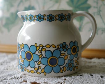 Retro Taunton Vale Blue Daisies milk, juice pitcher