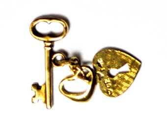 Beautiful 14k Gold Double Heart Lock Key Charm Pendant 25mm