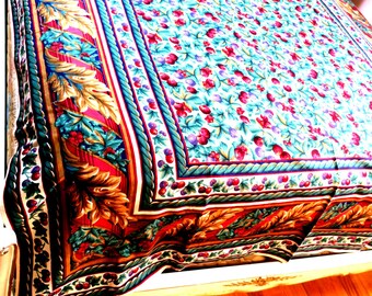 TABLECLOTH ... Vintage Holiday Tablecloth 60 x 84" Cherries