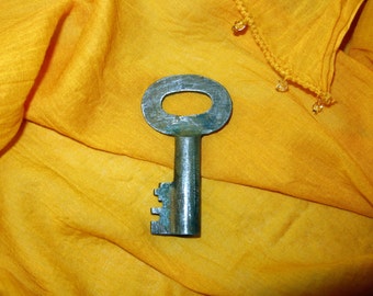 Old Key / Antique Key / Vintage Key / Skeleton Key / Rustic Key / Vintage Skeleton Key / Authentic Vintage Key / Steampunk / Old Iron Key