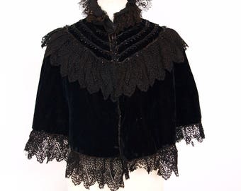 Antique Victorian 1800s velvet cape