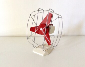 Vintage 1960's "INDOLA" Retro Style Electric Fan