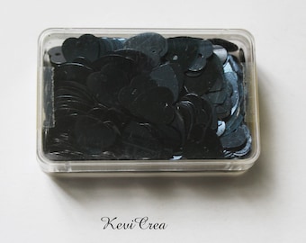 1 x large sequins black heart - 8 g sewing box