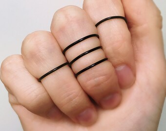 5 Black Midi Rings, Black Knuckle rings, Midi rings, Knuckle rings, Stackable rings, Knuckle ring set, Black ring, Adjustable ring