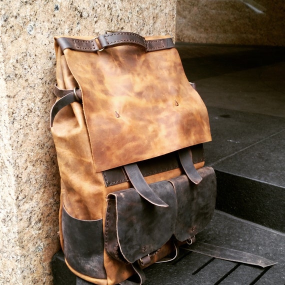 holdall with backpack straps